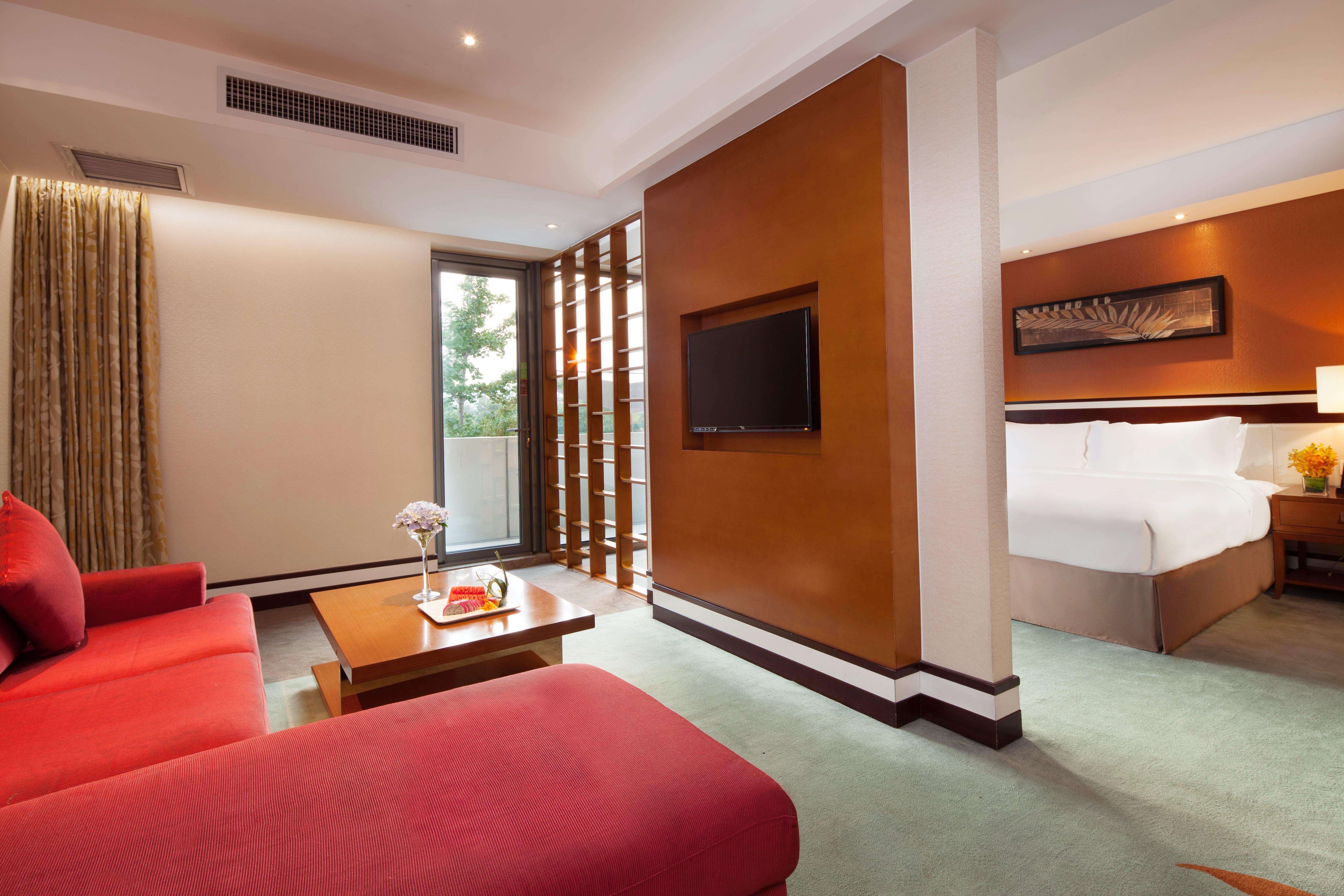 Shijingshan Parkview By Ihg 4*
